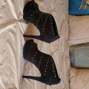 Black Studded Peep Toe Platform Booties